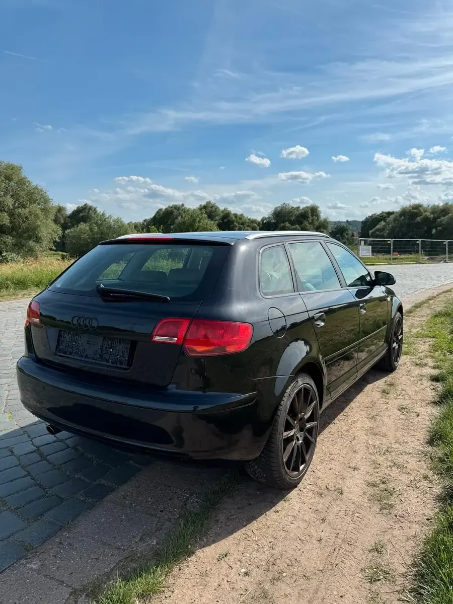 Gebraucht Audi A3 102 PS (75 kW) 2006 Schwarz Kleinwagen