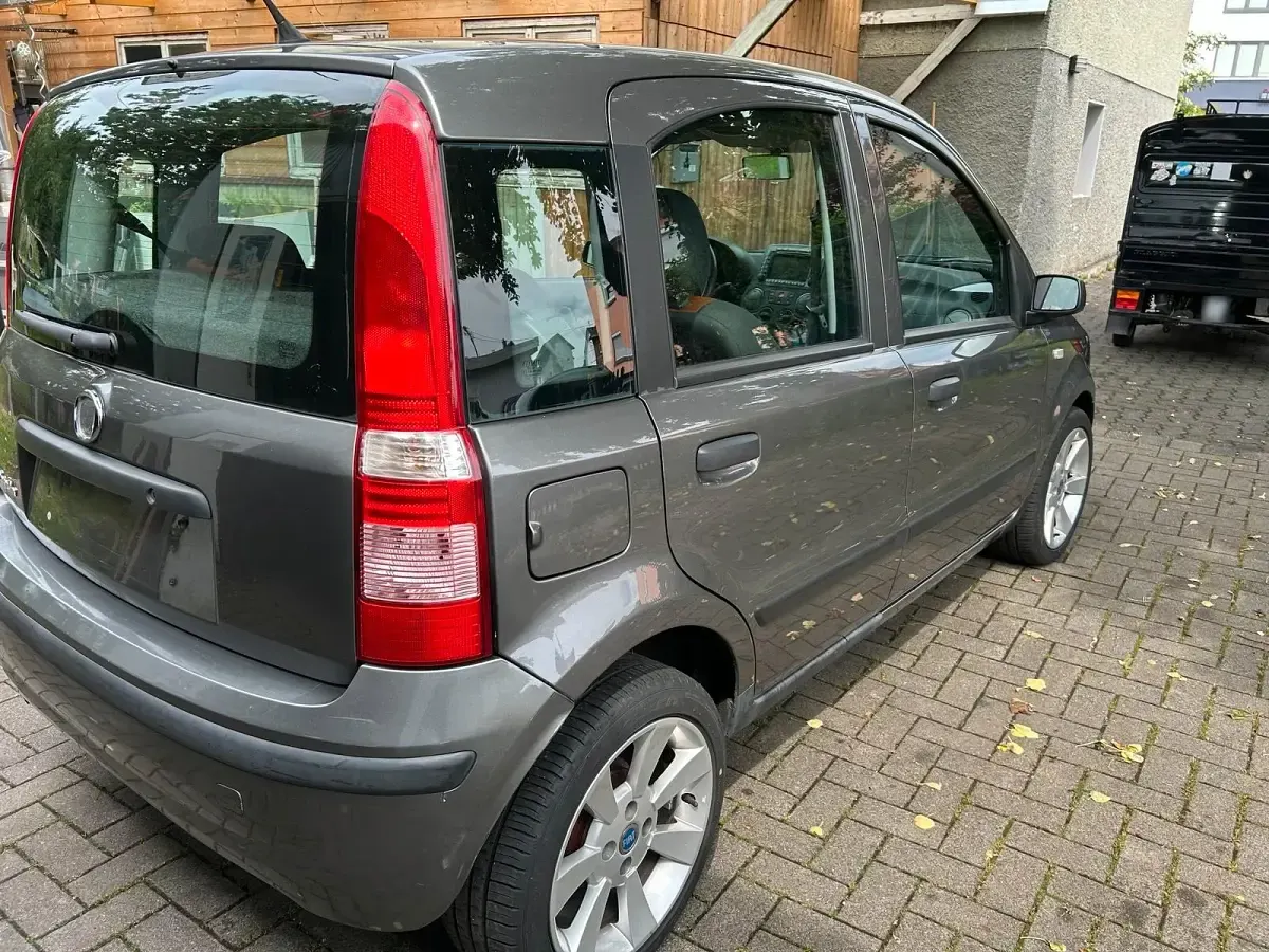 Gebraucht Fiat Panda 50 PS (36 kW) 2007 Silber Kleinwagen