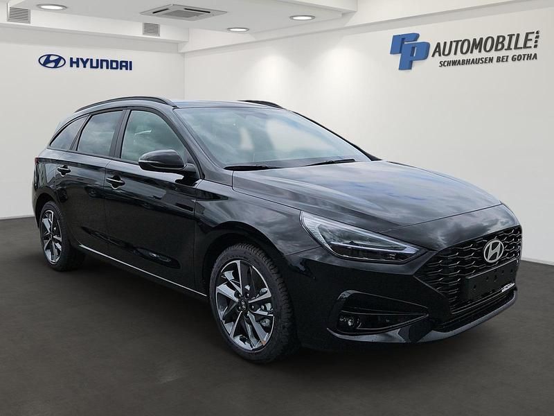 Gebraucht Hyundai i30 Advantage 140 PS (102 kW) 2024 Schwarz Kombi