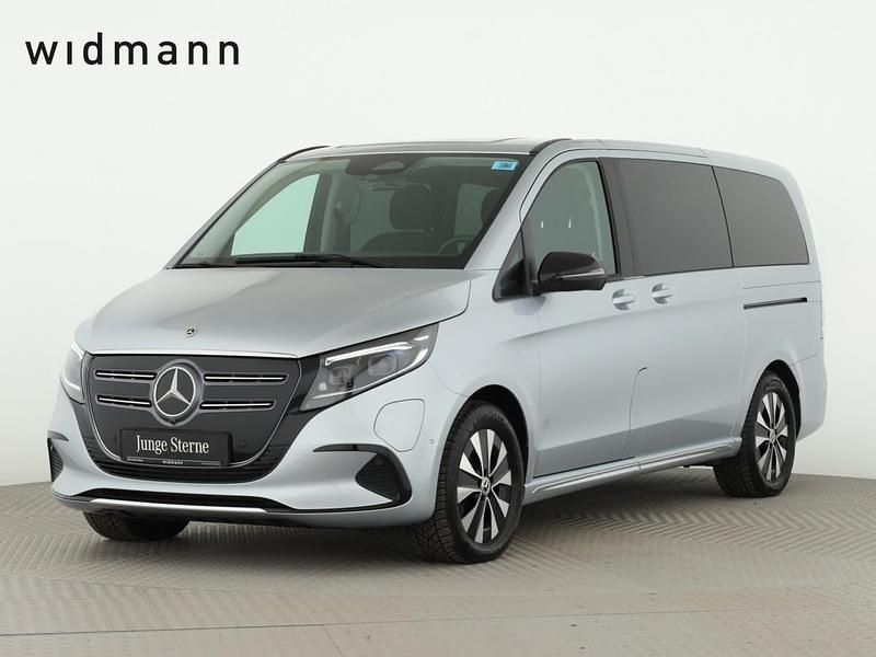 Hightechsilber metallic Gebraucht 2024 Mercedes EQV300 Van / Kleinbus | 48.850 € (Superpreis) - Bild 1/4