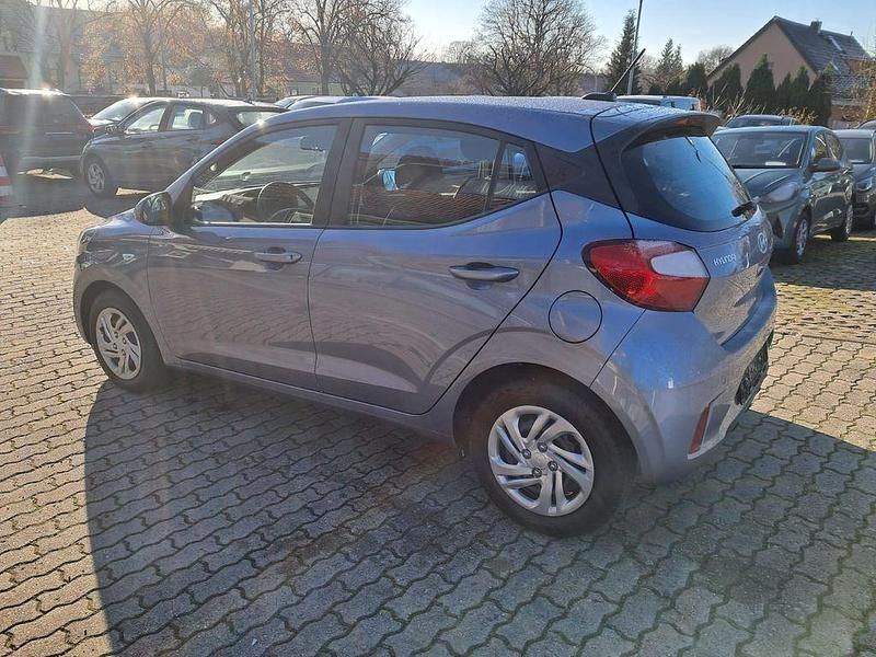 Ny Hyundai i10 79 HK (58 kW) 2025 Blå Hatchback