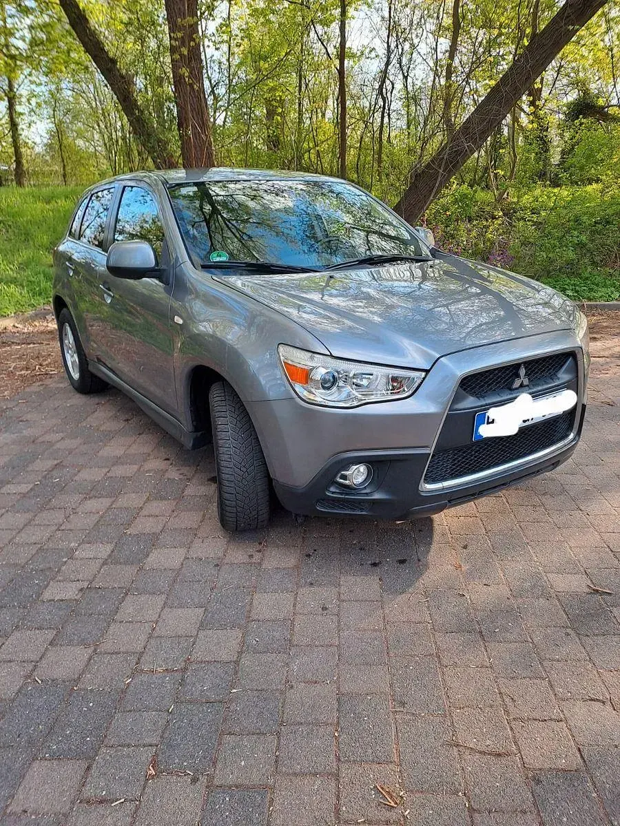 Gebraucht Mitsubishi ASX Intense 150 PS (110 kW) 2011 Grau SUV