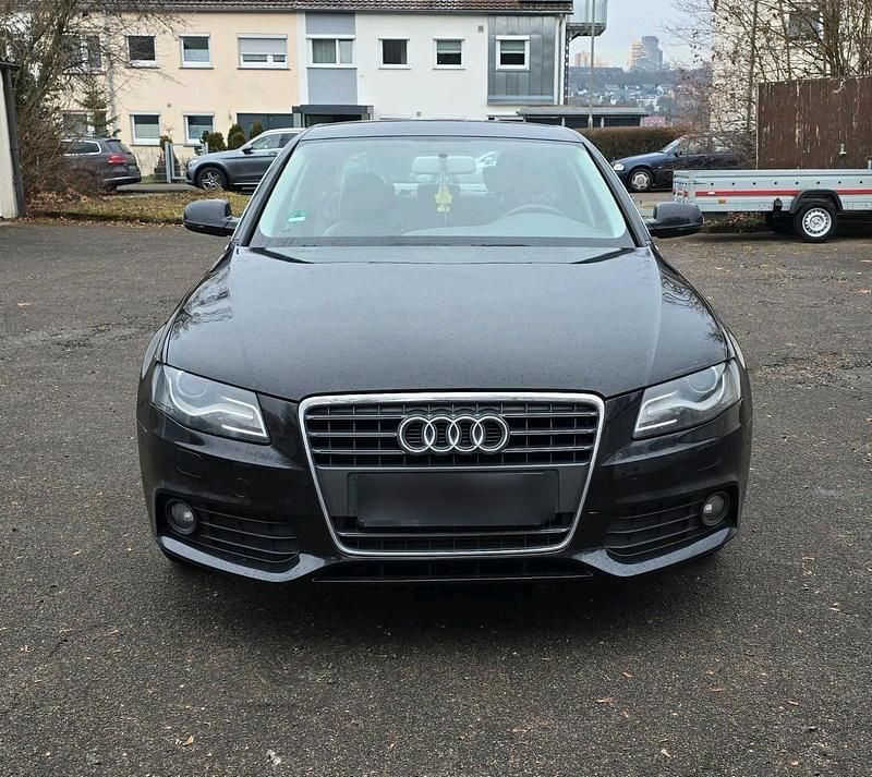 Schwarz Gebraucht 2009 Audi A4 Limousine | 4.499 € (Guter Preis) - Bild 1/4