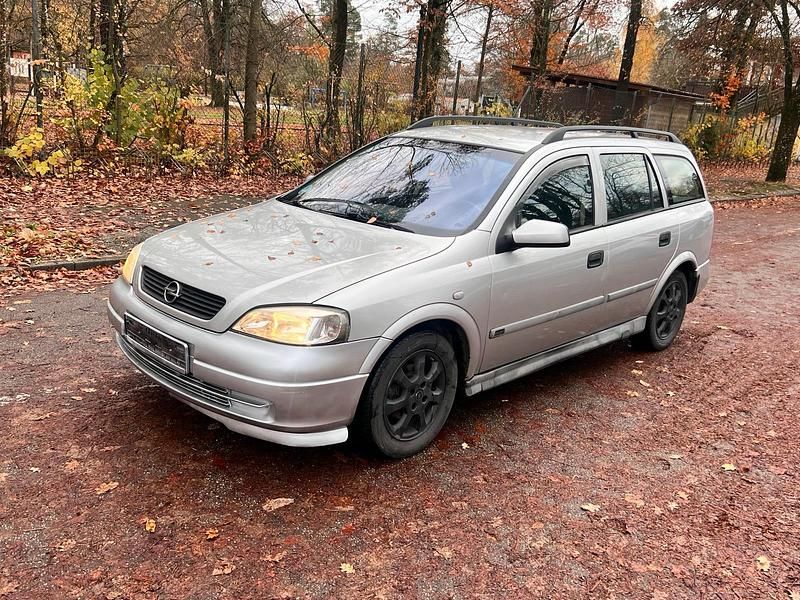 Silber Gebraucht 2001 Opel Astra Kombi | 650 € (Guter Preis) - Bild 1/4
