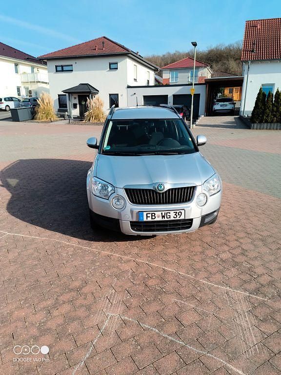 Gebraucht Skoda Yeti Elegance 152 PS (111 kW) 2013 Silber SUV