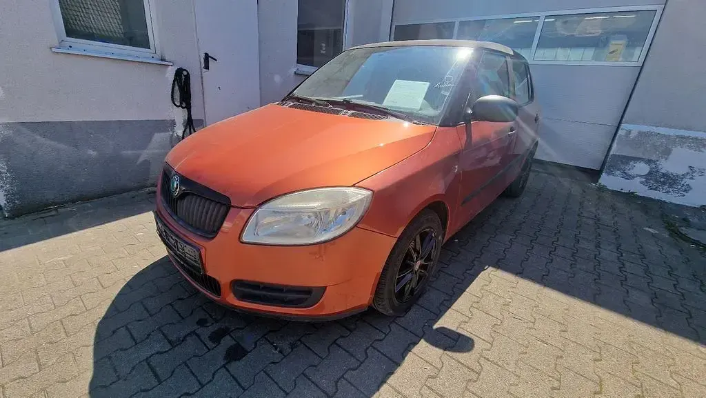 Gebraucht Skoda Fabia Cool Edition 86 PS (63 kW) 2010 Orange Limousine