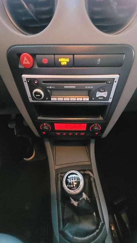 Gebraucht Seat Ibiza Reference 75 PS (55 kW) 2004 Silber Limousine
