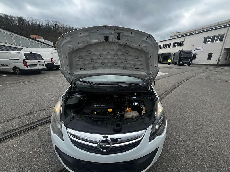 Gebraucht Opel Corsa Energy 90 PS (66 kW) 2014 Weiß Kleinwagen