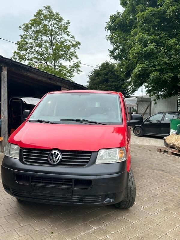 Rot Gebraucht 2009 VW T5 Van | 7.000 € - Bild 1/4