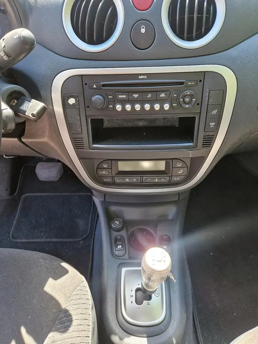 Gebraucht Citroën C2 73 PS (53 kW) 2008 Schwarz Kleinwagen