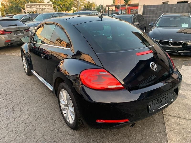 Gebraucht VW Beetle Design 105 PS (77 kW) 2013 Schwarz (metallic) Kleinwagen