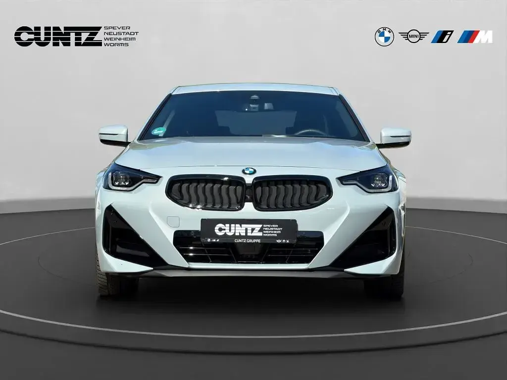 Gebraucht BMW 220 M Sport 184 PS (135 kW) 2026 Grau Coupé