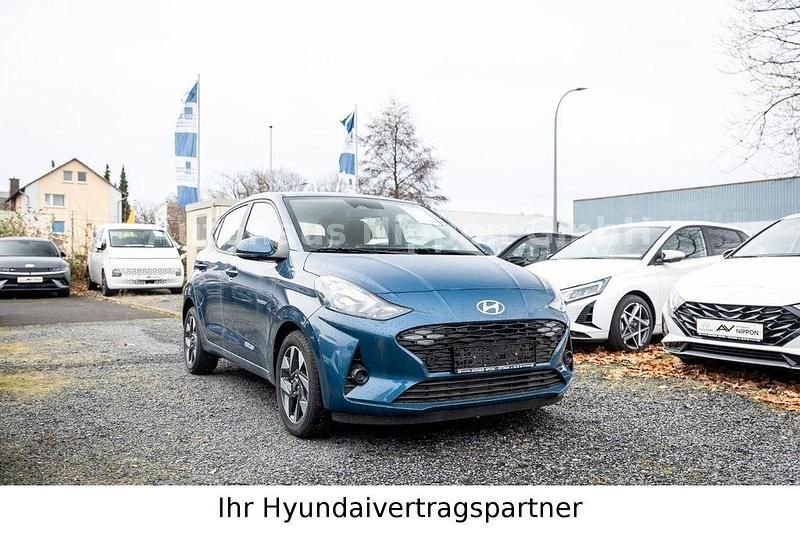 Meta blue Neu 2025 Hyundai i10 Trend Kleinwagen | 19.985 € (Fairer Preis) - Bild 1/4