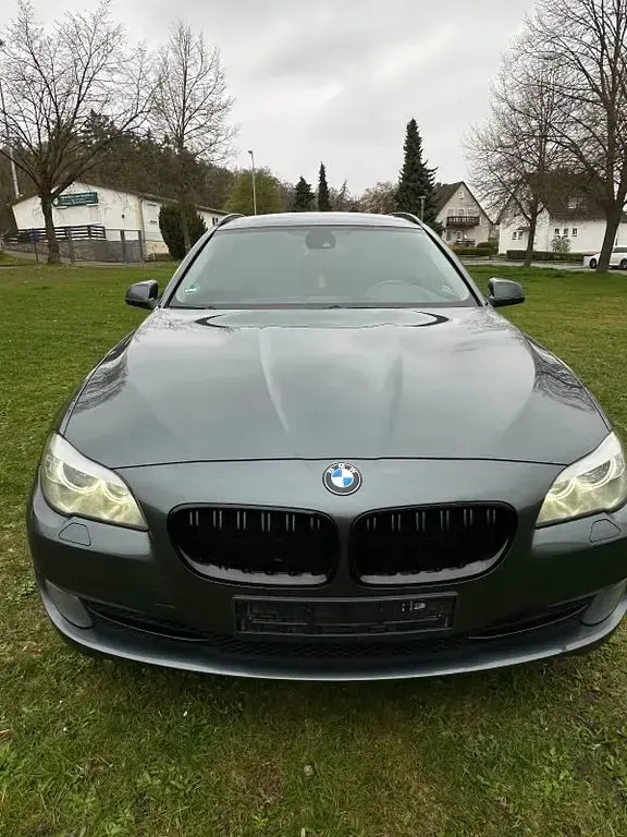 Gebraucht BMW 520 184 PS (135 kW) 2012 Grün Kombi