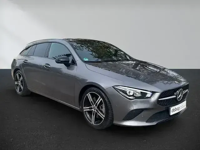 Gebraucht Mercedes CLA250e Shooting Brake 224 PS (164 kW) 2022 Grau Kombi