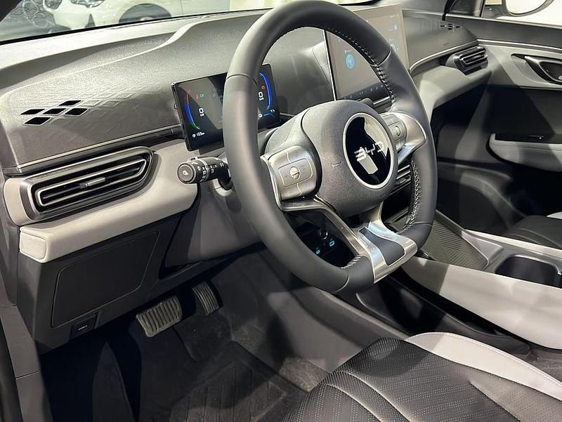 Neu BYD Dolphin Surf Boost 64 kW (88 PS) 2025 Weiß Kleinwagen