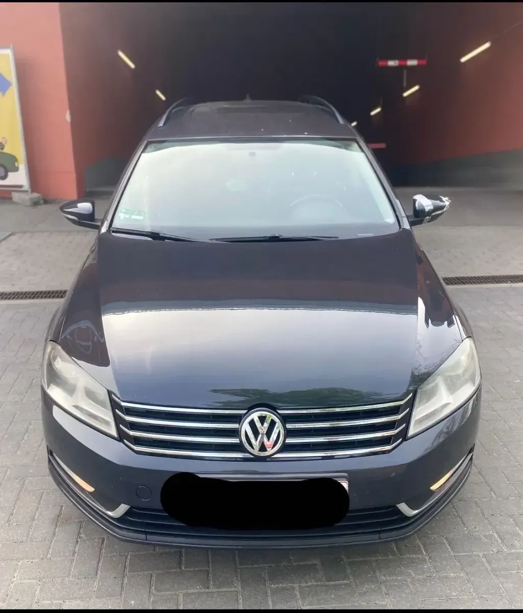 Gebraucht VW Passat 140 PS (102 kW) 2012 Grau Kombi