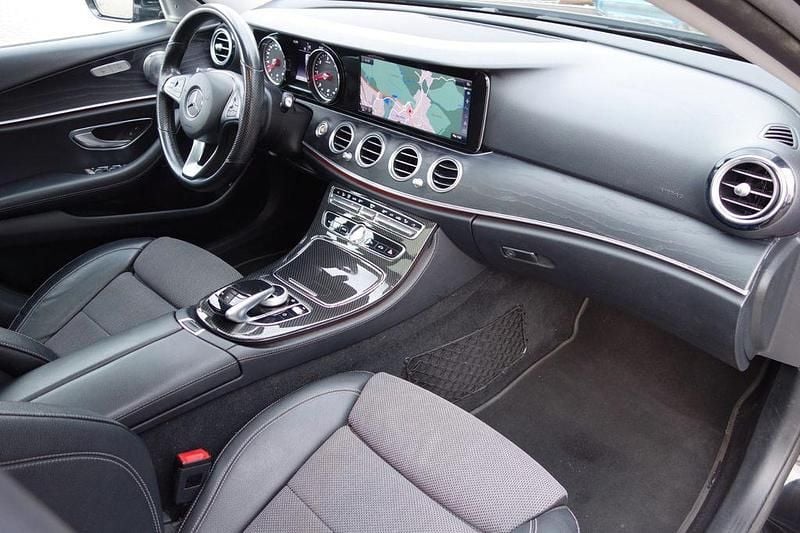 Gebraucht Mercedes E350 258 PS (189 kW) 2016 Obsidianschwarz Limousine