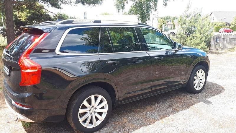 Gebraucht Volvo XC90 Momentum 235 PS (172 kW) 2017 Schwarz SUV