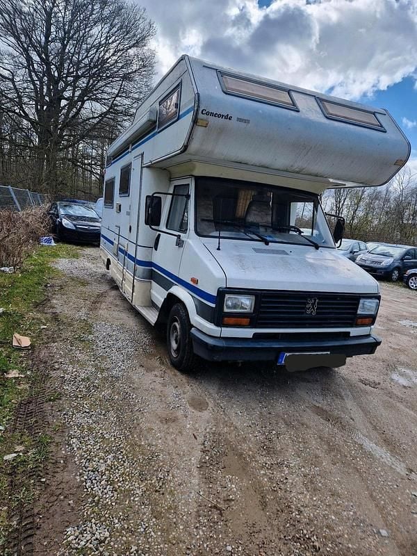Usado Peugeot J5 90 CV (66 kW) 1990 Beige Van