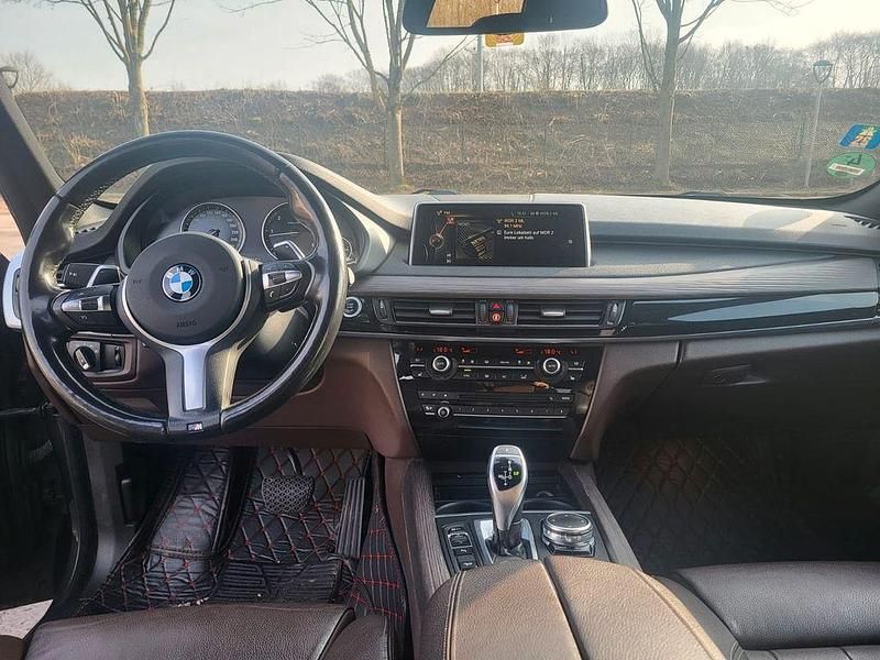 Gebraucht BMW X5 Sport Line 258 PS (189 kW) 2015 Grau SUV