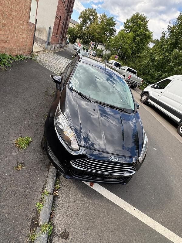 Schwarz Gebraucht 2014 Ford Fiesta Kleinwagen | 3.500 € (Superpreis) - Bild 1/4