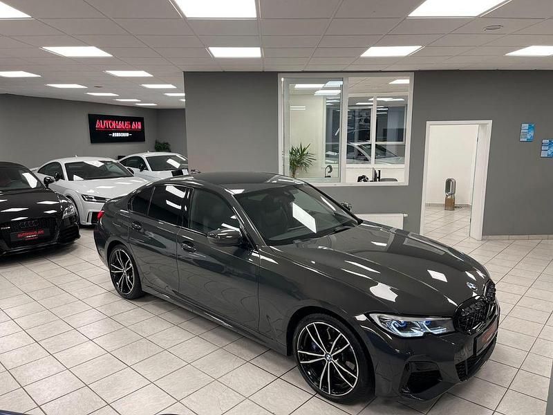 Grau Gebraucht 2019 BMW M340 M Sport Limousine | 46.900 € (Teuer) - Bild 1/4