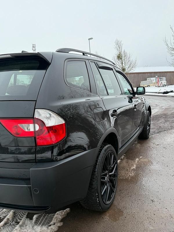 Gebraucht BMW X3 150 PS (110 kW) 2005 Schwarz SUV
