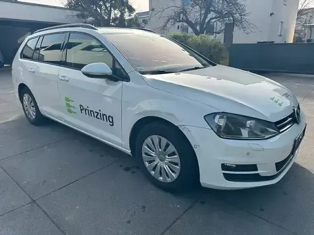 Second-hand VW Golf VII 110 CP (80 kW) 2014 Alb Berlinǎ