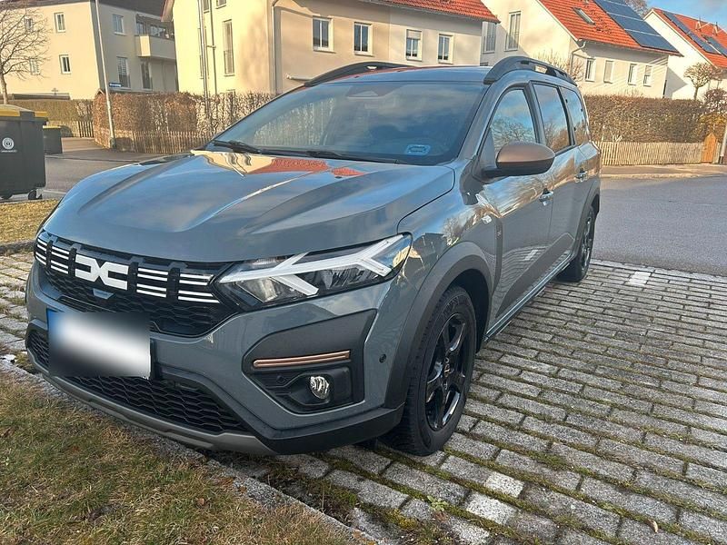 Gebraucht Dacia Jogger Extreme 101 PS (74 kW) 2025 Grau Van / Kleinbus