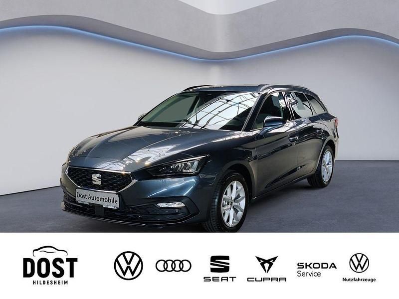 Grau Neu 2025 Seat Leon Limousine | 32.990 € (Teuer) - Bild 1/4