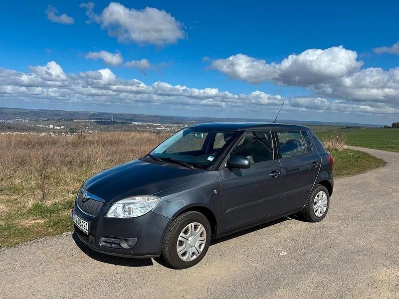 Gebraucht Skoda Fabia Ambiente 86 PS (63 kW) 2007 Andere farben Limousine