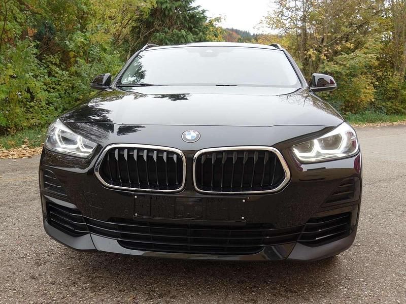 Gebraucht BMW X2 Advantage 150 PS (110 kW) 2021 Black sapphire metallic SUV