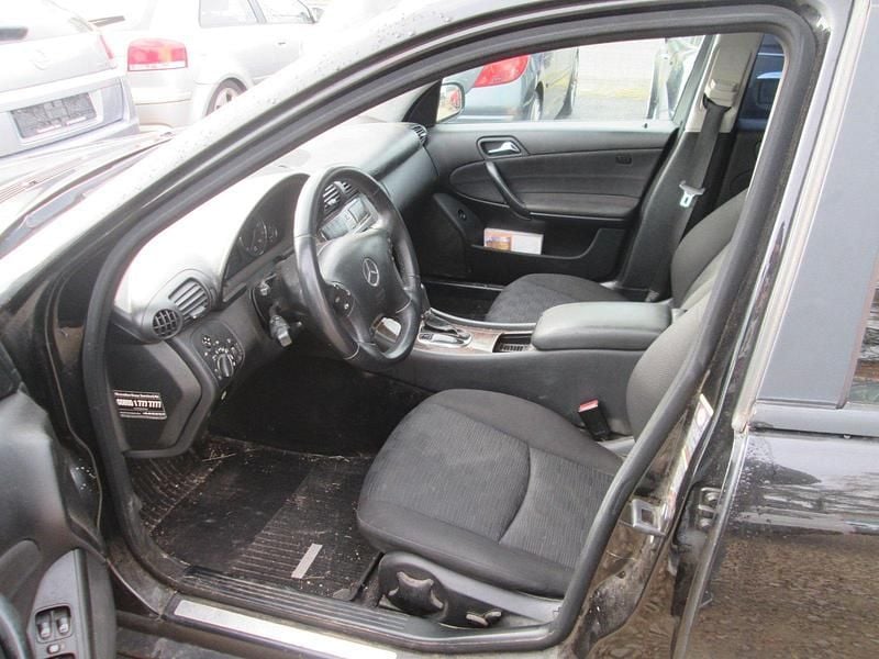 Gebraucht Mercedes C200 150 PS (110 kW) 2006 Schwarz Kombi