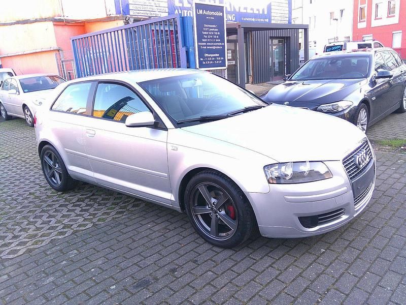 Gebraucht Audi A3 Attraction 102 PS (75 kW) 2006 Silber Kleinwagen