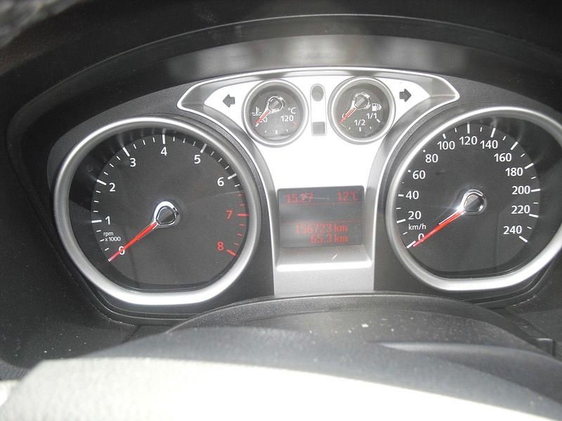 Usata Ford Focus 116 CV (85 kW) 2008 Grigio Berlina