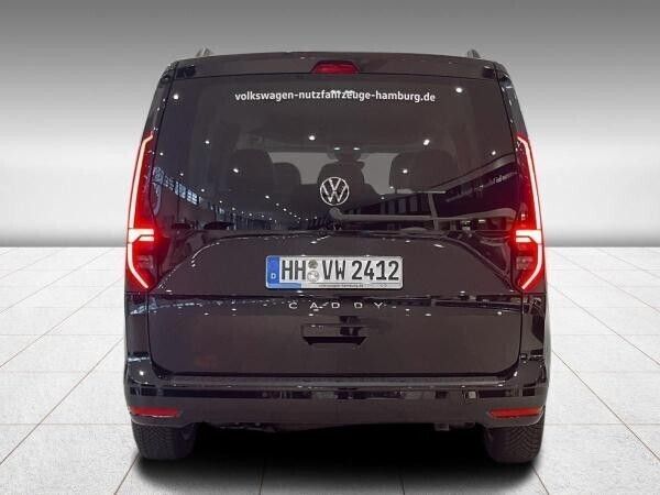 Gebraucht VW Caddy Life 122 PS (89 kW) 2024 Schwarz (deep black perleffekt) Van / Kleinbus