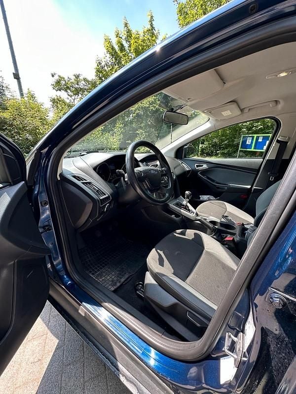Gebraucht Ford Focus Ambiente 95 PS (69 kW) 2011 Blau Kombi