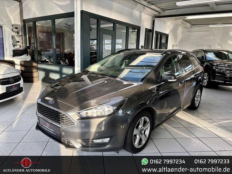 Grau Gebraucht 2017 Ford Focus Cool & Connect Kombi | 6.799 € (Guter Preis) - Bild 1/4