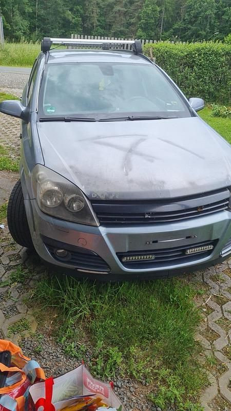 Silber Gebraucht 2006 Opel Astra Kombi | 1.500 € (Fairer Preis) - Bild 1/1