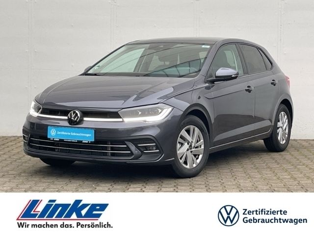 Grau Gebraucht 2024 VW Polo Style Kleinwagen | 25.450 € (Fairer Preis) - Bild 1/4