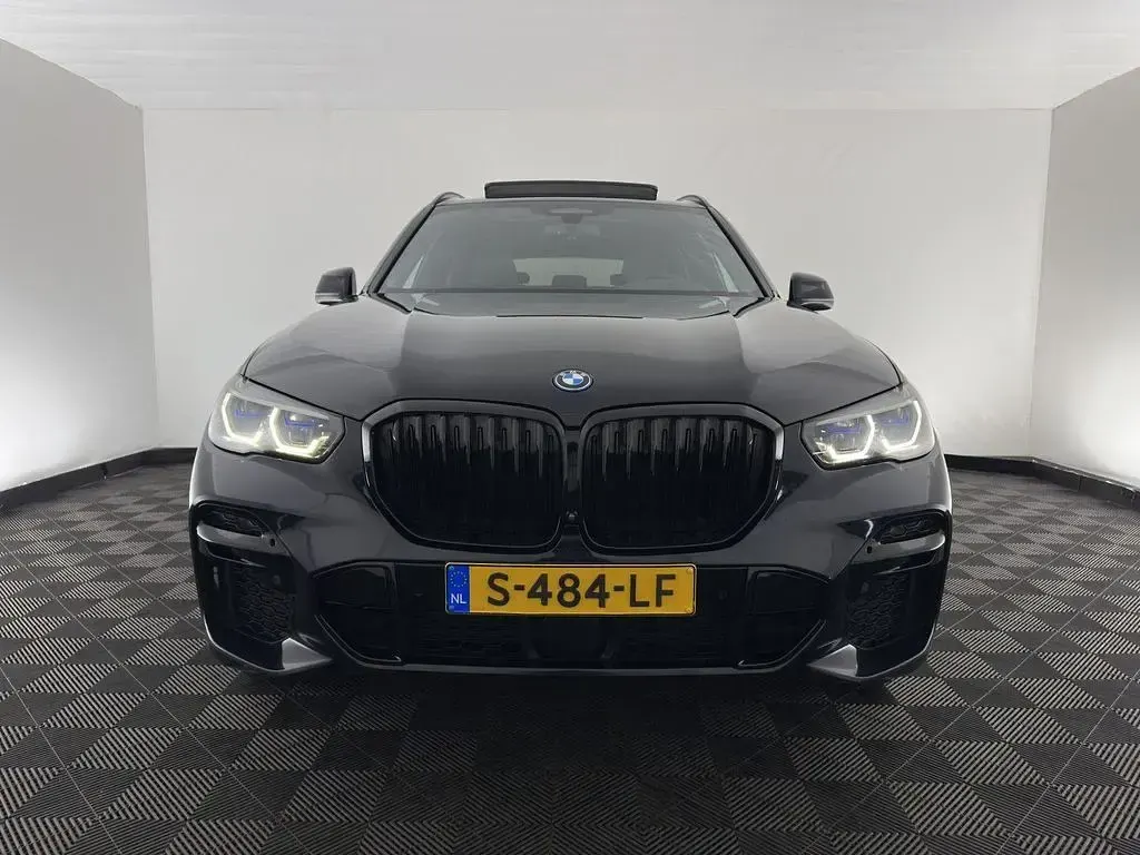 Gebraucht BMW X5 Executive 394 PS (289 kW) 2023 Schwarz SUV