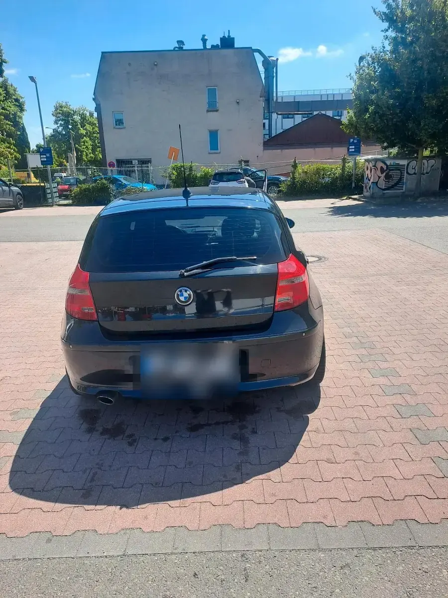 Gebraucht BMW 120 177 PS (130 kW) 2007 Schwarz Kleinwagen