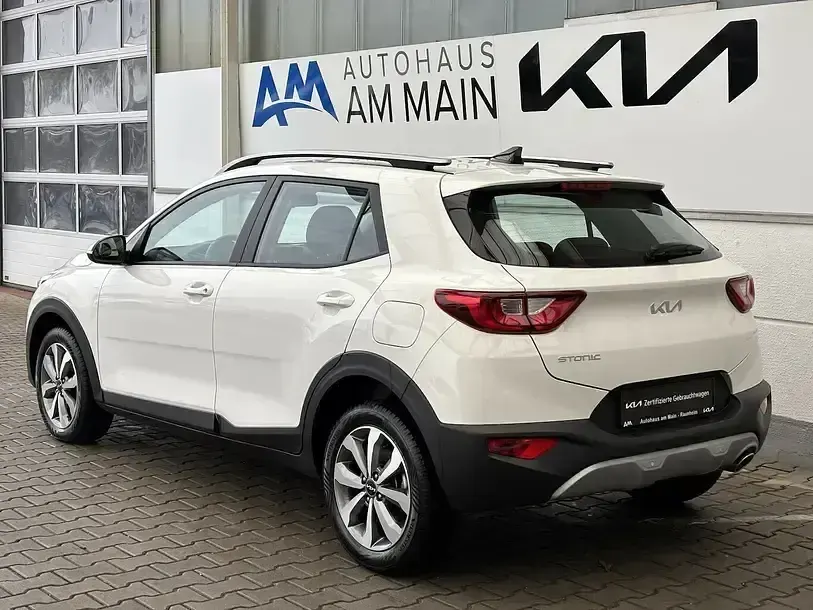 Gebraucht Kia Stonic Vision 101 PS (74 kW) 2025 Weiß SUV