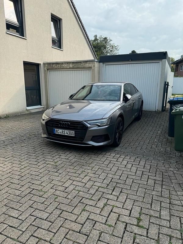Grau Gebraucht 2019 Audi A6 Sport Limousine | 29.999 € (Teuer) - Bild 1/4