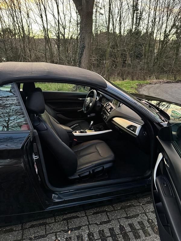 Gebraucht BMW 218 136 PS (100 kW) 2016 Schwarz Cabrio