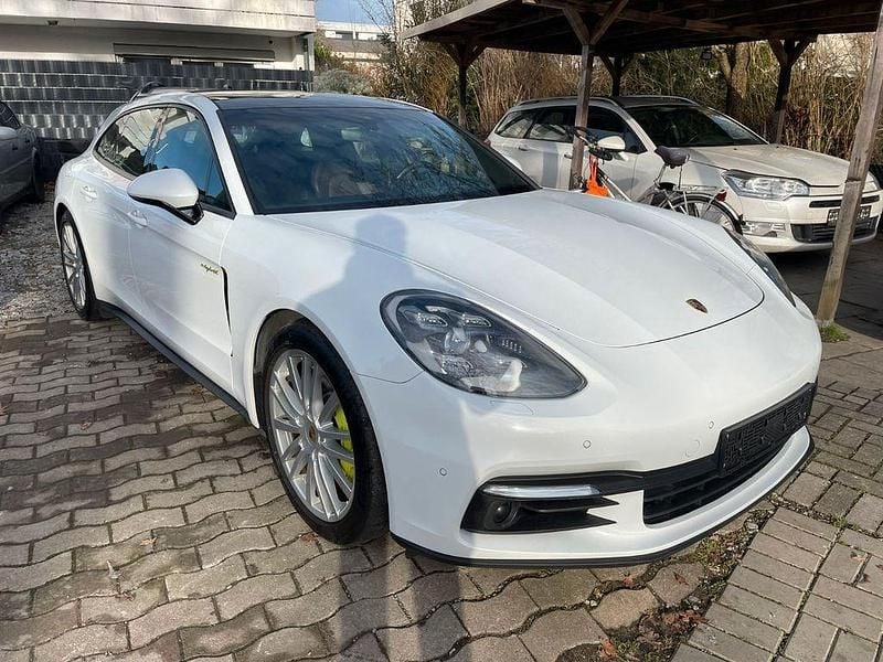 Gebraucht Porsche Panamera Sport Turismo 330 PS (242 kW) 2018 Carraraweiss/gletscherweiss Limousine