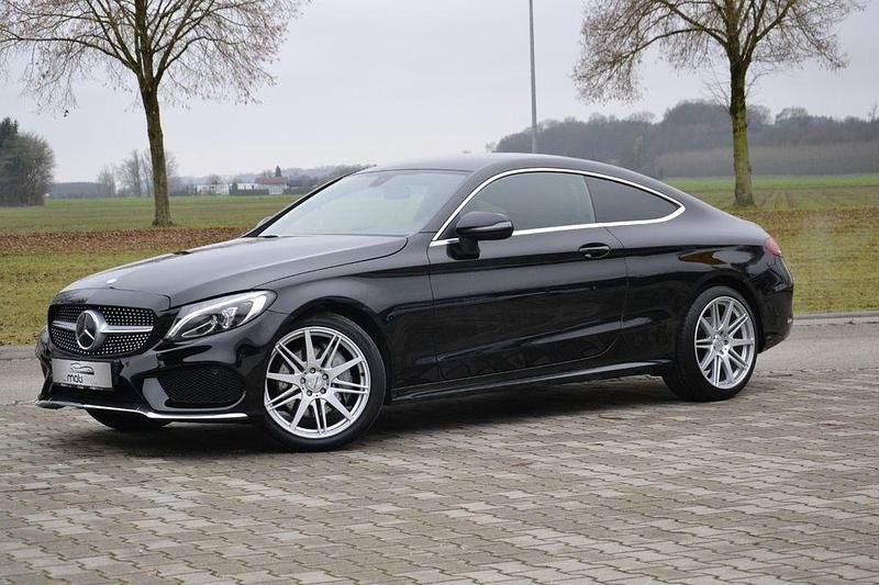 Gebraucht Mercedes C300 245 PS (180 kW) 2016 Schwarz Coupé