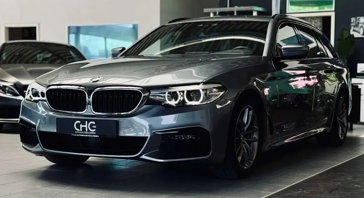 Gebraucht BMW 530 M Sport 252 PS (185 kW) 2019 Bluestone Kombi