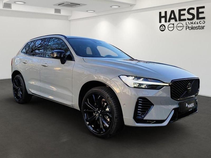 Neu Volvo XC60 Plus 455 PS (334 kW) 2025 Grau SUV